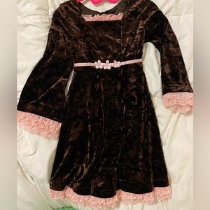 Girl’s Dress Size 4